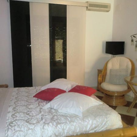 Hotel Gasaqui Ayelo de Malferit Pokoj fotografie