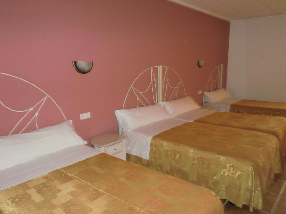 Hotel Gasaqui Ayelo de Malferit Pokoj fotografie