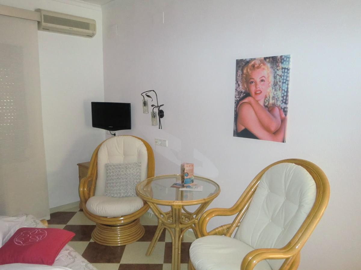 Hotel Gasaqui Ayelo de Malferit Pokoj fotografie