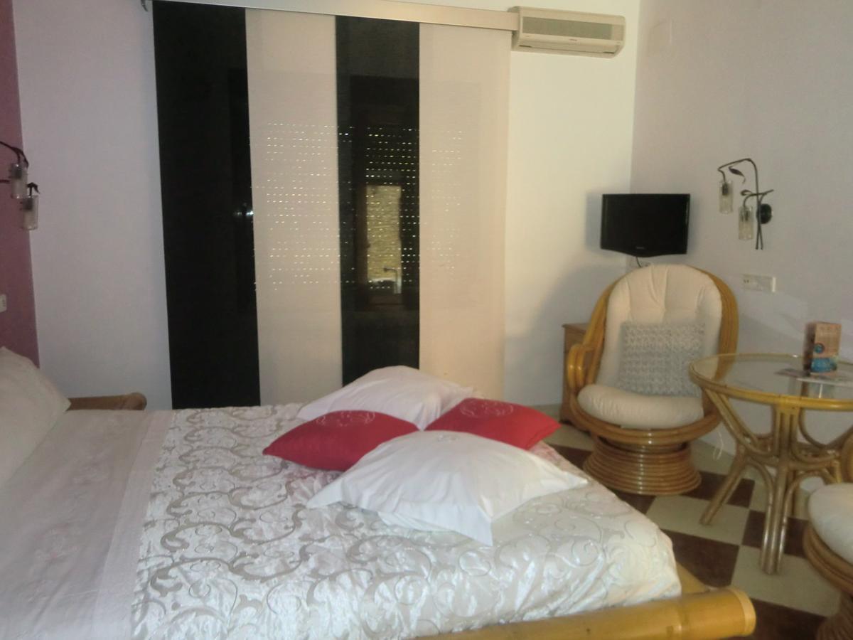 Hotel Gasaqui Ayelo de Malferit Pokoj fotografie
