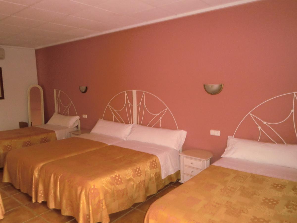 Hotel Gasaqui Ayelo de Malferit Pokoj fotografie