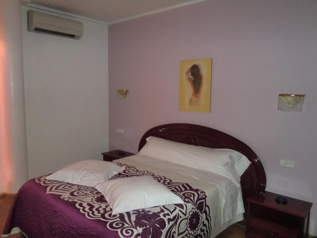 Hotel Gasaqui Ayelo de Malferit Pokoj fotografie